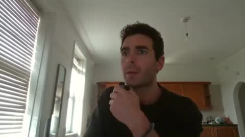 Snapshot of frenchbdmaninlondon chatting on November 2025 01:25:02 PM Horny Paul online show from November 2025 01:25:02 PM