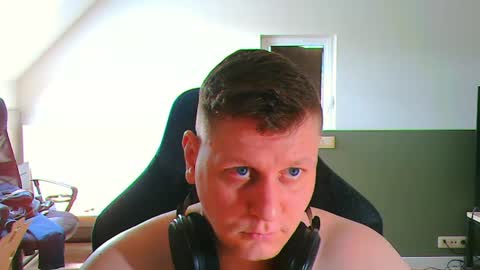 Snapshot of frenchfrieswithmayo chatting on June 2026 12:58:02 PM French fries online show from June 2026 12:58:02 PM