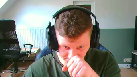 Snapshot of frenchfrieswithmayo chatting on July 2026 10:54:01 AM French fries online show from July 2026 10:54:01 AM