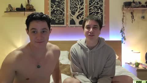 French Horny Bibs online show from January 2025 09:26:01 PM