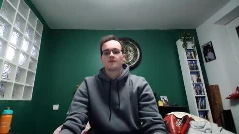 Ian online show from November 2025 09:20:02 AM