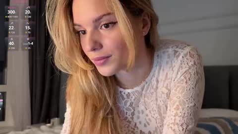 Snapshot of frenzyfoxs chatting on December 2025 02:01:01 PM Jason and Sonya online show from December 2025 02:01:01 PM