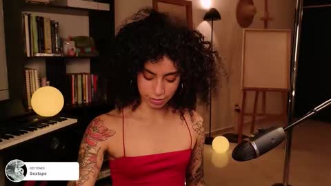 Vale online show from October 2025 04:38:01 AM