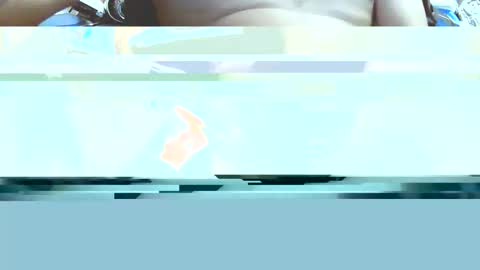 fresboyung online show from October 2025 01:42:02 AM