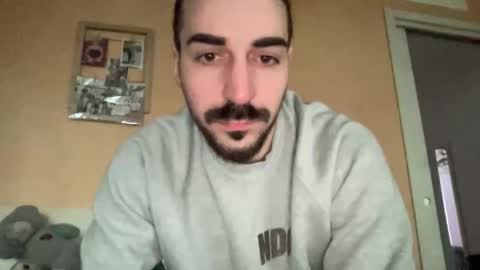 Snapshot of freshitalianguy chatting on December 2025 10:42:01 AM ITALIANGUY online show from December 2025 10:42:01 AM