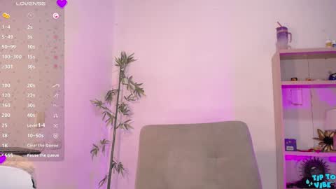 Snapshot of fresita44 chatting on January 2025 08:46:01 PM see u 500 pm hora col online show from January 2025 08:46:01 PM