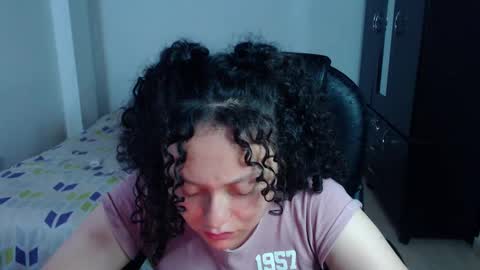 Snapshot of freud_x_louise1 chatting on March 2025 05:42:01 AM Louise  online show from March 2025 05:42:01 AM