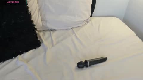 Snapshot of freya_blaze chatting on February 2026 05:26:02 AM freya_blaze online show from February 2026 05:26:02 AM