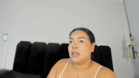 Snapshot of freya_blaze chatting on February 2026 04:34:02 AM freya_blaze online show from February 2026 04:34:02 AM