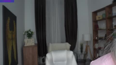 Freya online show from April 2026 07:40:02 PM