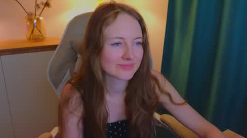 Freya online show from December 2024 07:49:01 PM