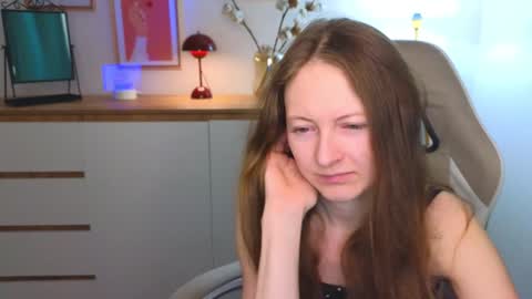 Freya online show from December 2024 04:20:01 PM