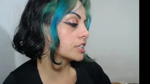 freyaa_sorceress online show from February 2025 01:45:02 AM