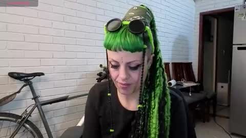 freyaa_sorceress online show from October 2025 04:12:01 AM