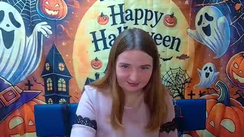 FreyaDak online show from October 2025 07:14:02 PM