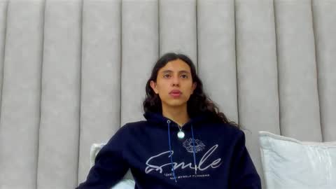 Snapshot of freyamoller chatting on November 2025 07:06:01 PM FREYA online show from November 2025 07:06:01 PM