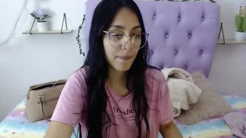 Snapshot of freyja_01 chatting on November 2025 02:44:01 AM Freyja online show from November 2025 02:44:01 AM