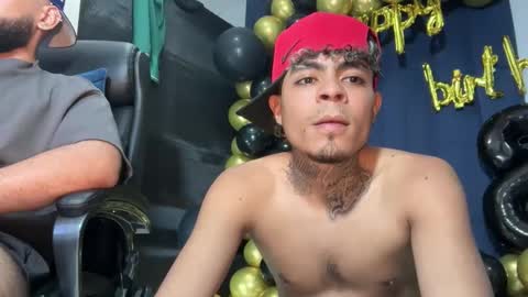 freyva_ online show from November 2025 01:19:01 AM