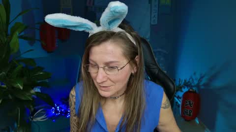 Snapshot of fridatander chatting on December 2024 01:08:02 PM Frida Tander online show from December 2024 01:08:02 PM