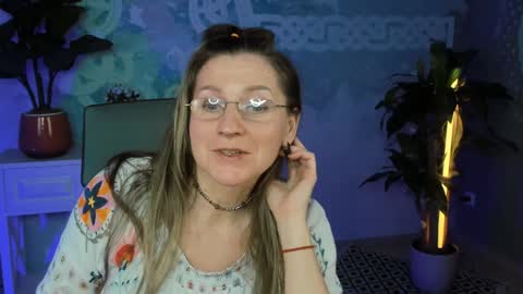 Snapshot of fridatander chatting on January 2025 03:13:02 PM Frida Tander online show from January 2025 03:13:02 PM