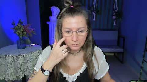 Snapshot of fridatander chatting on January 2025 09:02:02 AM Frida Tander online show from January 2025 09:02:02 AM