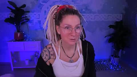 Frida Tander online show from March 2026 05:45:02 AM