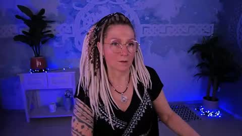 Frida Tander online show from March 2026 05:52:01 AM