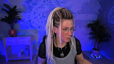 Frida Tander online show from April 2026 05:16:02 AM