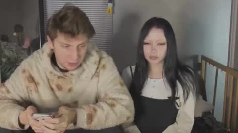 friend_zone_ online show from February 2026 03:21:01 PM