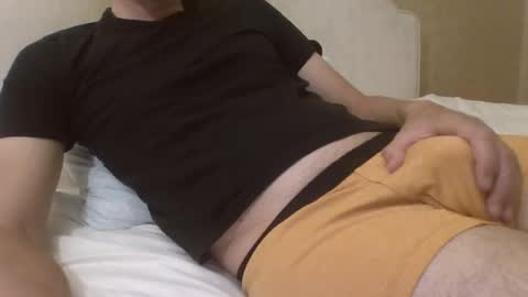 Snapshot of friendly_frank_18 chatting on July 2026 12:57:01 AM friendly_frank_18 online show from July 2026 12:57:01 AM
