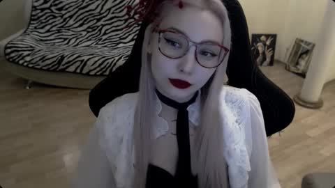 Snapshot of fromsun_forsoul chatting on November 2025 11:35:01 AM Lilith online show from November 2025 11:35:01 AM