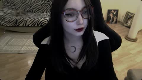 Snapshot of fromsun_forsoul chatting on December 2025 12:03:02 PM Lilith online show from December 2025 12:03:02 PM