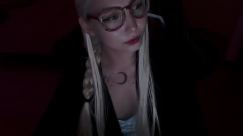 Lilith online show from March 2026 09:11:01 PM