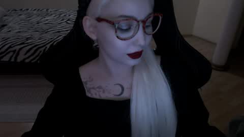 Lilith online show from April 2026 09:30:02 PM