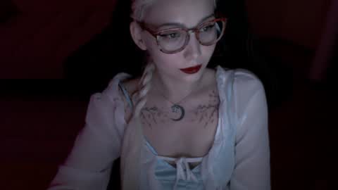 Lilith online show from June 2026 06:21:02 PM