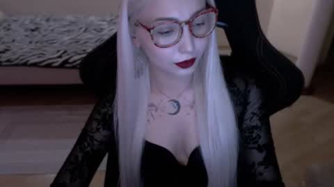 Lilith online show from June 2026 08:52:02 PM