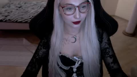 Lilith online show from June 2026 08:57:01 PM