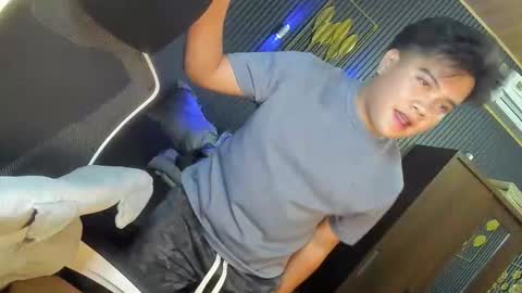 Snapshot of frostbite_69 chatting on March 2026 11:21:02 AM GABBY online show from March 2026 11:21:02 AM