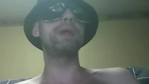 Snapshot of frysexxx chatting on December 2025 03:40:02 PM frysexxx online show from December 2025 03:40:02 PM