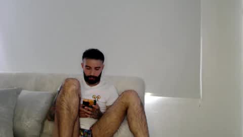 Jestevan online show from January 2026 04:44:01 PM