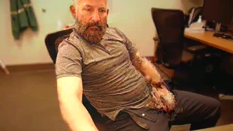 fuckadilf online show from December 2024 03:31:02 PM