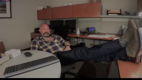 fuckadilf online show from February 2025 03:49:02 PM