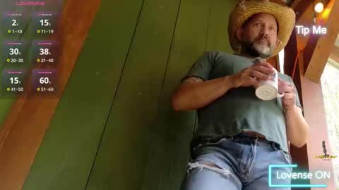 fuckadilf online show from September 2025 01:05:01 PM