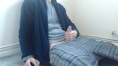 fuckbeatb online show from December 2025 01:28:02 PM