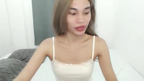 Snapshot of fuckingsexy143 chatting on November 2025 12:42:02 AM fuckingsexy143 online show from November 2025 12:42:02 AM