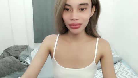 Snapshot of fuckingsexy143 chatting on November 2025 12:42:01 AM fuckingsexy143 online show from November 2025 12:42:01 AM