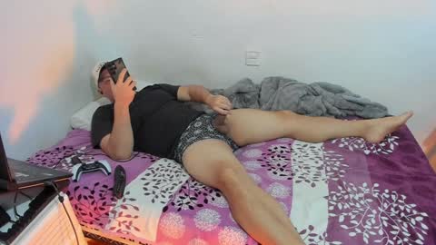 Snapshot of fuckynations chatting on February 2025 06:04:01 AM Fuckdirtymen online show from February 2025 06:04:01 AM