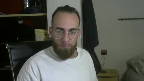 Snapshot of fuerte440 chatting on November 2025 10:31:01 AM fuerte440 online show from November 2025 10:31:01 AM