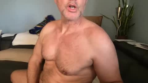 Snapshot of fuertecock chatting on February 2025 01:11:02 AM Gregorio online show from February 2025 01:11:02 AM