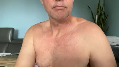 Gregorio online show from April 2026 11:43:02 PM